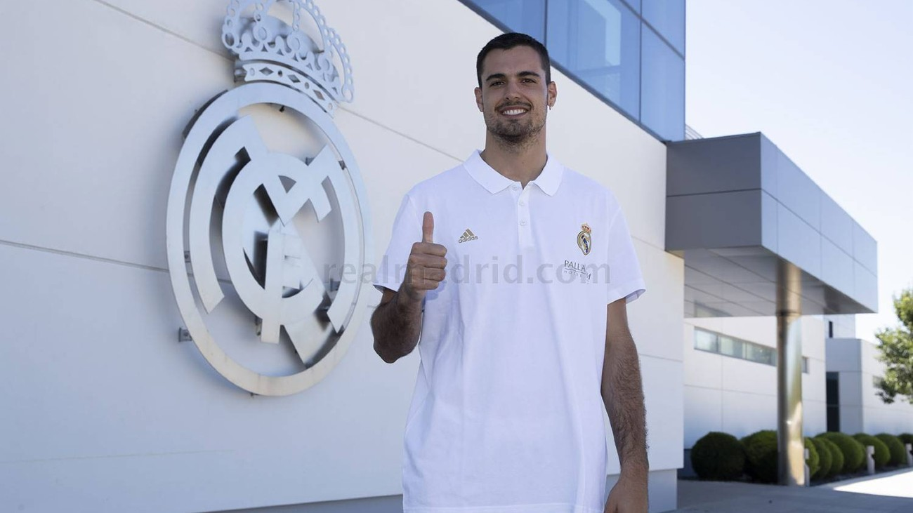 Abalde: "Llego al mejor club del mundo"