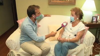 Jóvenes y mayores comparten piso para evitar la soledad