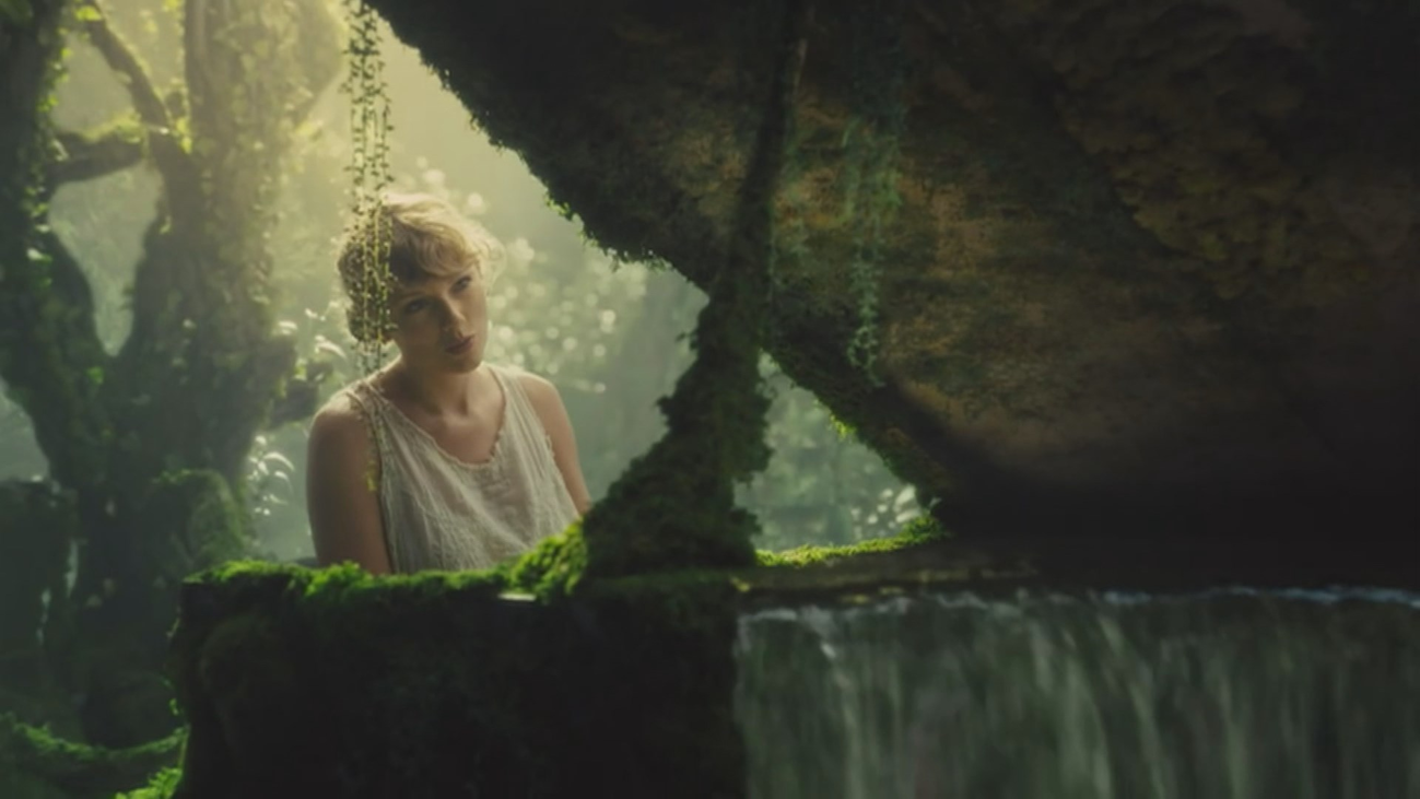 Taylor Swift sorprende y enamora con "Folklore"