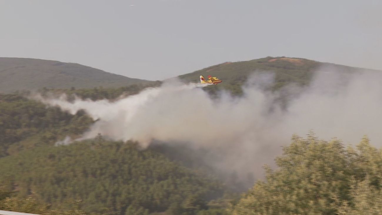 Estabilizado el fuego de Orense que afecta a más de 450 hectáreas