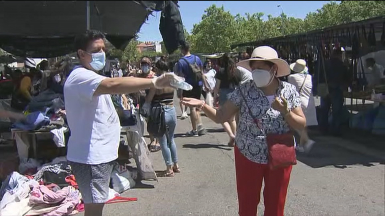 Los vendedores ambulantes de los mercadillos lanzan un SOS: “La situación es catastrófica”