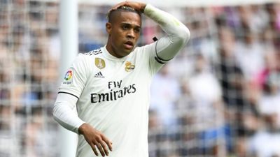 El Real Madrid aísla a Mariano tras dar positivo por coronavirus