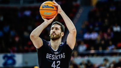 Djurisic, quinto fichaje del Estudiantes