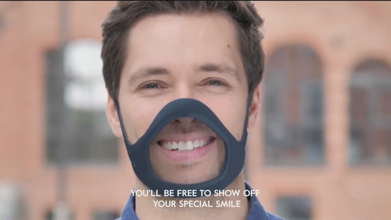 Una empresa española crea una mascarilla transparente inteligente