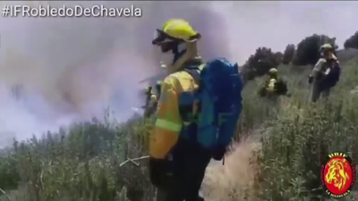 El alcalde de Robledo de Chavela: "El incendio está totalmente descontrolado"