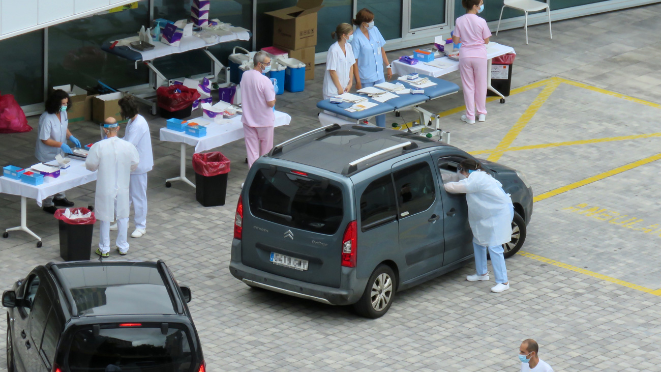 Sanidad cree que la situación no es grave pese a repunte de casos con 560 brotes de coronavirus
