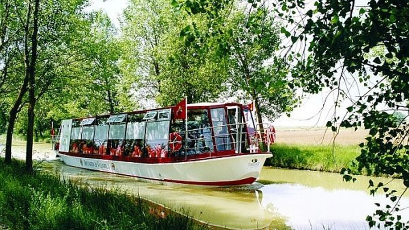 El Tren para visitar el Canal de Castilla, nueva opción turística para este verano 2020