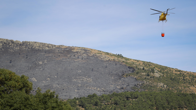 Últimos trabajos para sofocar del todo las llamas en Robledo de Chavela