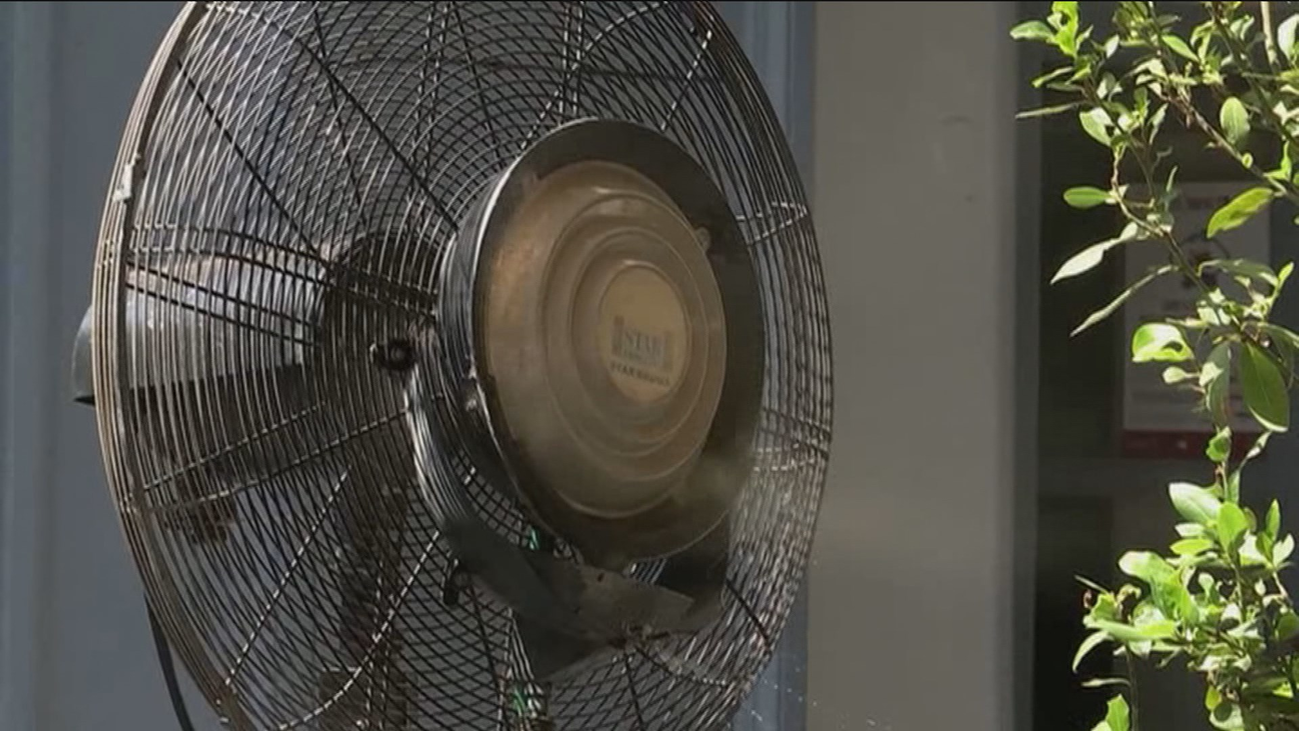 La factura de la luz se incrementa en hasta 100 euros más por la ola de calor