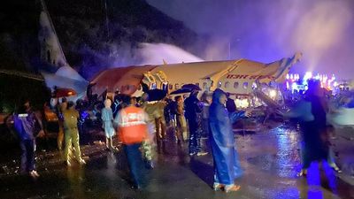 Al menos catorce muertos en un accidente de avión en la India
