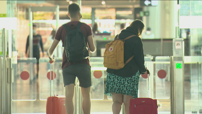 Comienzan los registros para los madrileños que viajen a Galicia  durante la pandemia