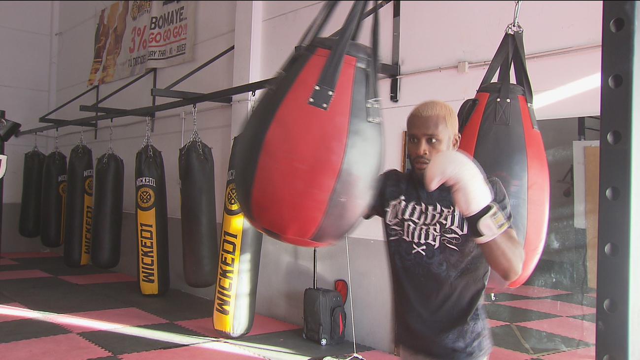 La increíble historia de Nayanesh, arte en el ring desde Alcorcón