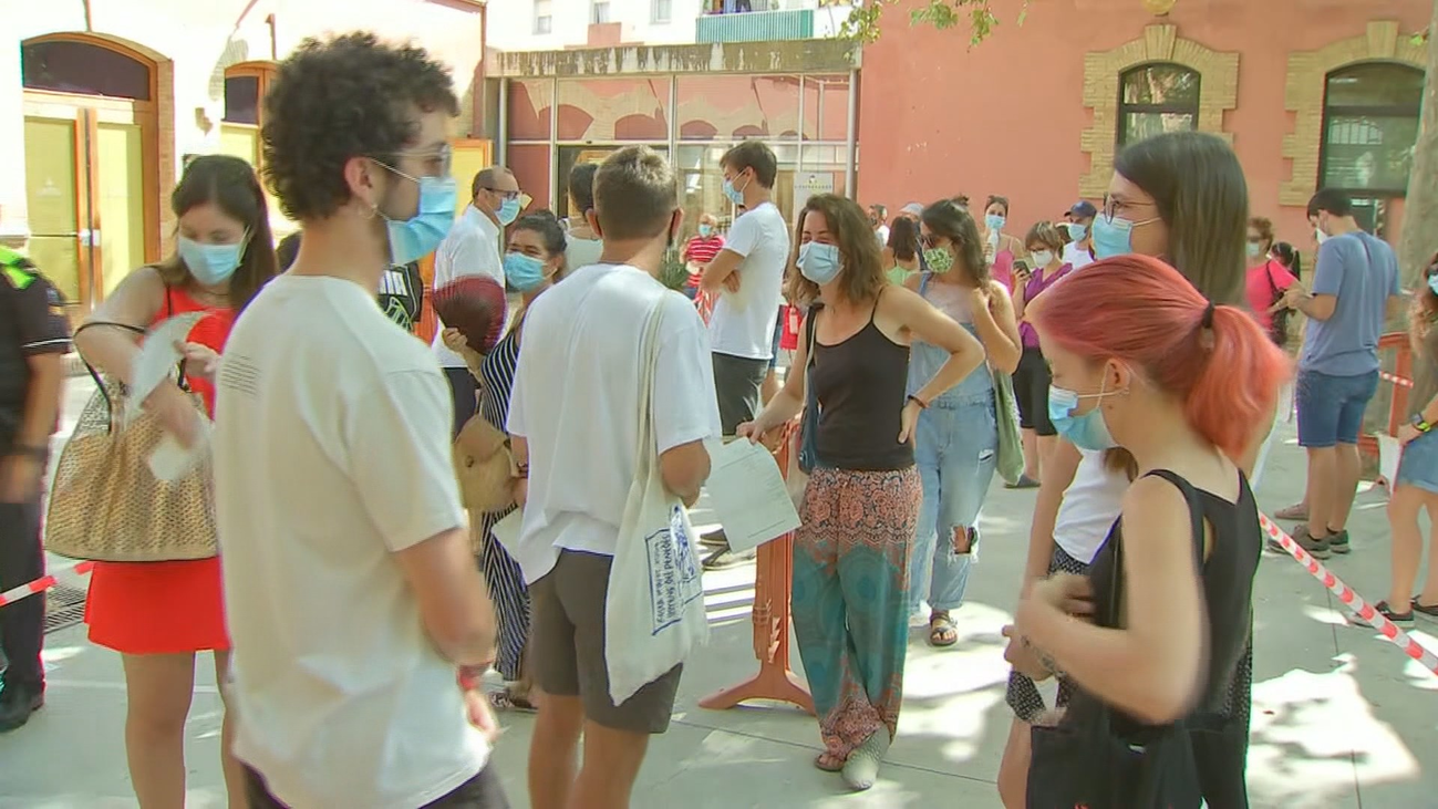 El coronavirus  avanza en España con cerca de 600 nuevos rebrotes activos