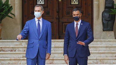 Sánchez y el rey Felipe VI se reúnen en Palma