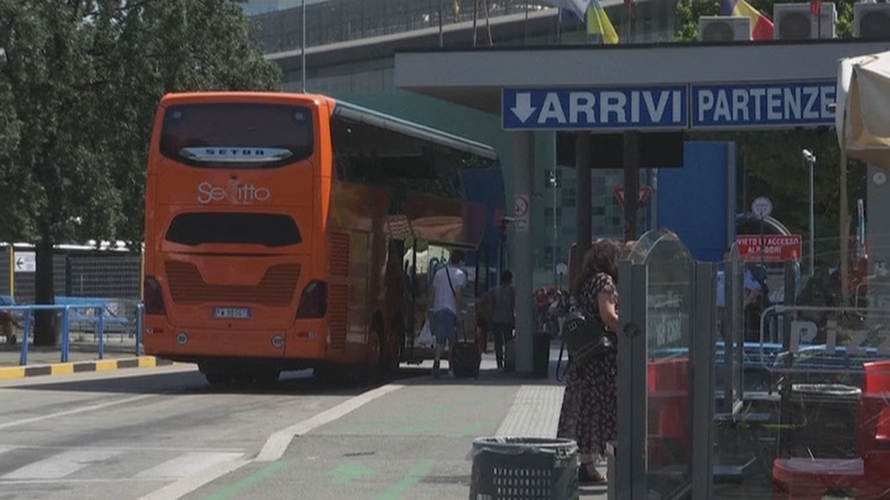 Italia someterá a test a todos los viajeros procedentes de España