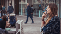 La prohibición de fumar en la calle afectaría a más de un millón de madrileños