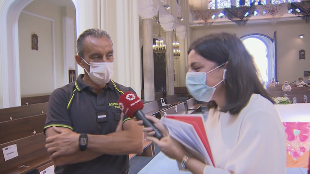 Juan Carlos Campaña  volverá a realizar el descenso del cuadro de la Virgen de la Paloma