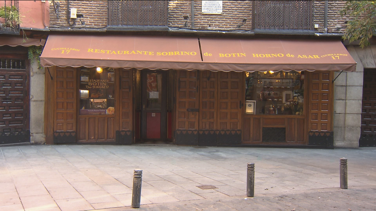 El restaurante más antiguo del mundo, 'Casa Botín, ' vuelve a abrir sus puertas en Madrid