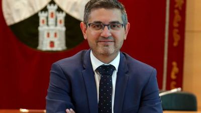 El PSOE pide a Ayuso que coordine con los municipios el regreso a las aulas