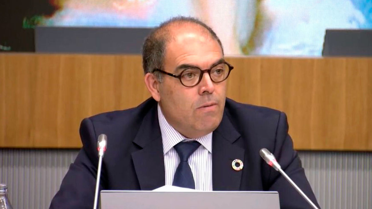 "En medidas económicas, las administraciones están de vacaciones"