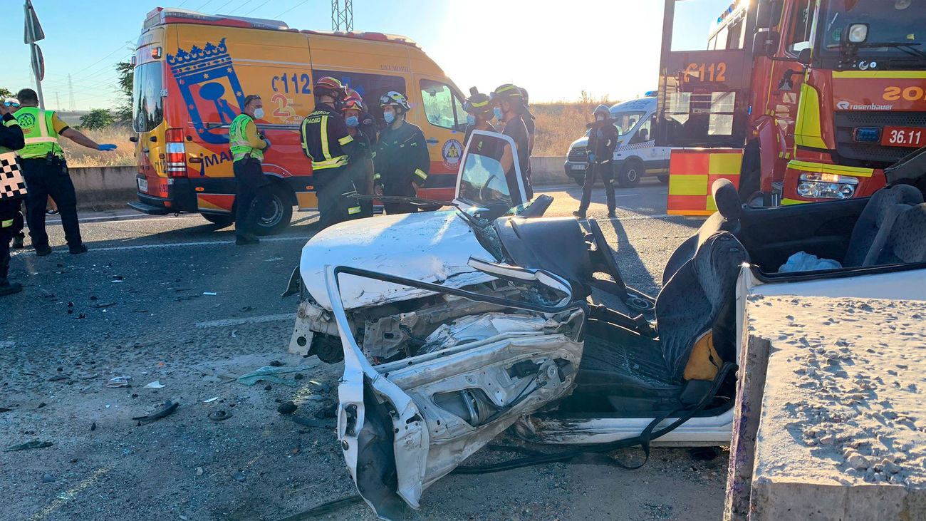 Dos heridos en un choque frontal en Villaverde