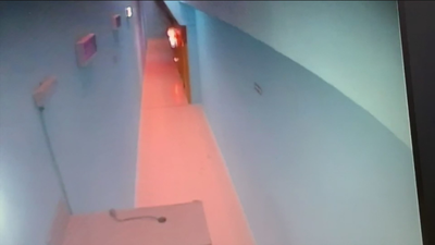 Javier, funcionario de prisiones: “Solo podemos protegernos de las agresiones con un bolígrafo”