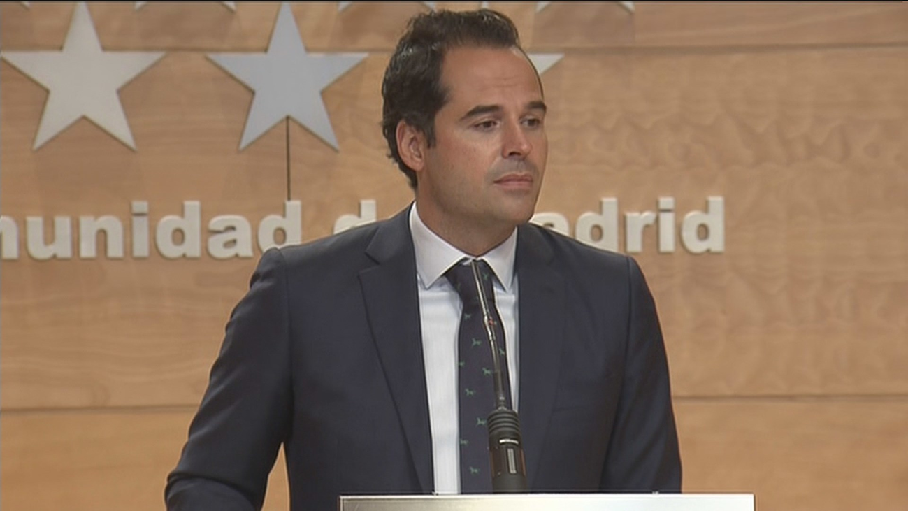 La Comunidad de Madrid acusa a Celáa de dejar a las autonomías “a su suerte”