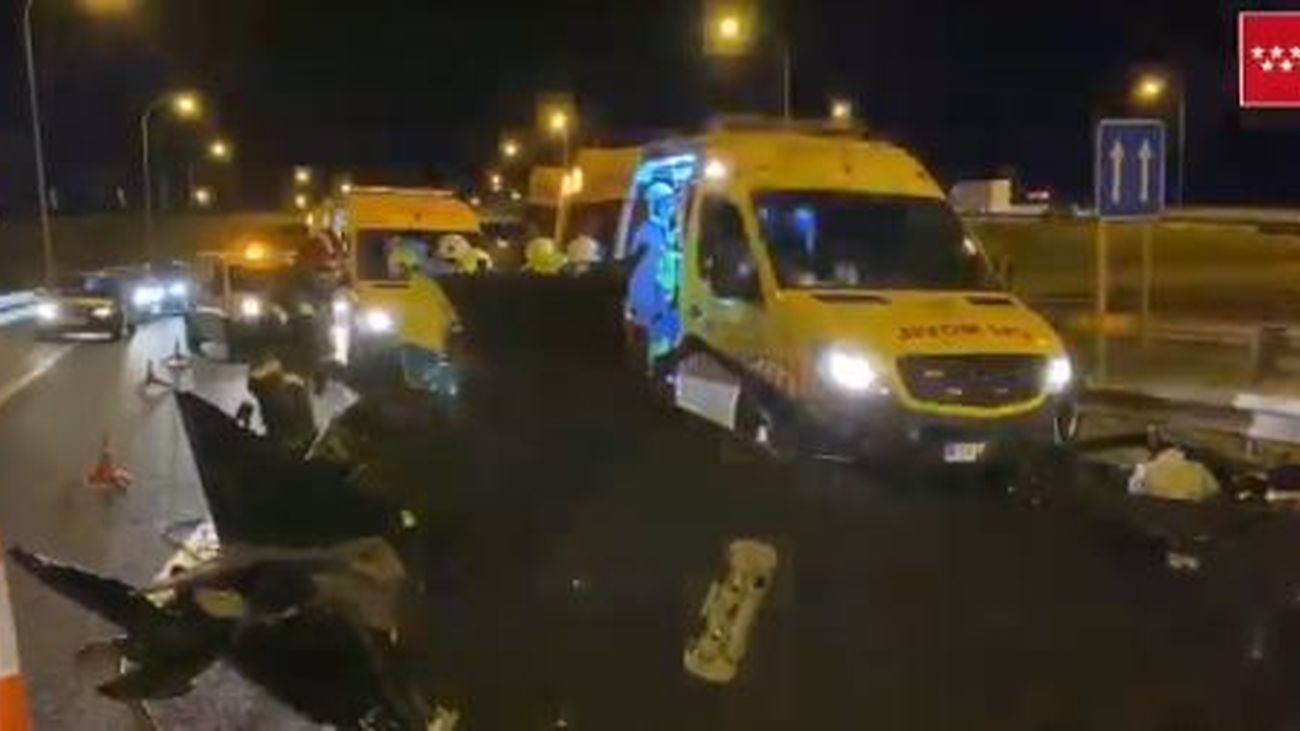 Accidente entre dos vehículos en la A-42