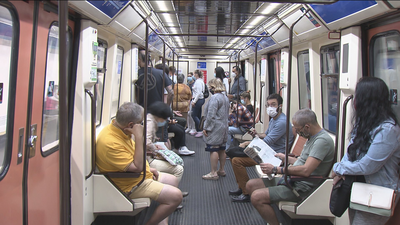 El transporte público madrileño se refuerza para garantizar su seguridad