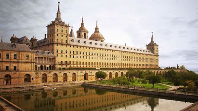 Visita solidaria en San Lorenzo de El Escorial por el Día del Guía de Turismo