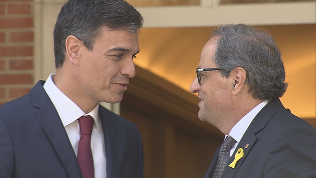 Sánchez y Torra acuerdan reunir la mesa de diálogo "en los próximos días en Barcelona"