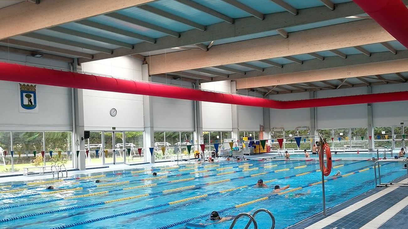 Las piscinas municipales cubiertas de Madrid abiertas pero con algunas restricciones
