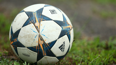 Claves para que los niños puedan jugar al fútbol de forma segura