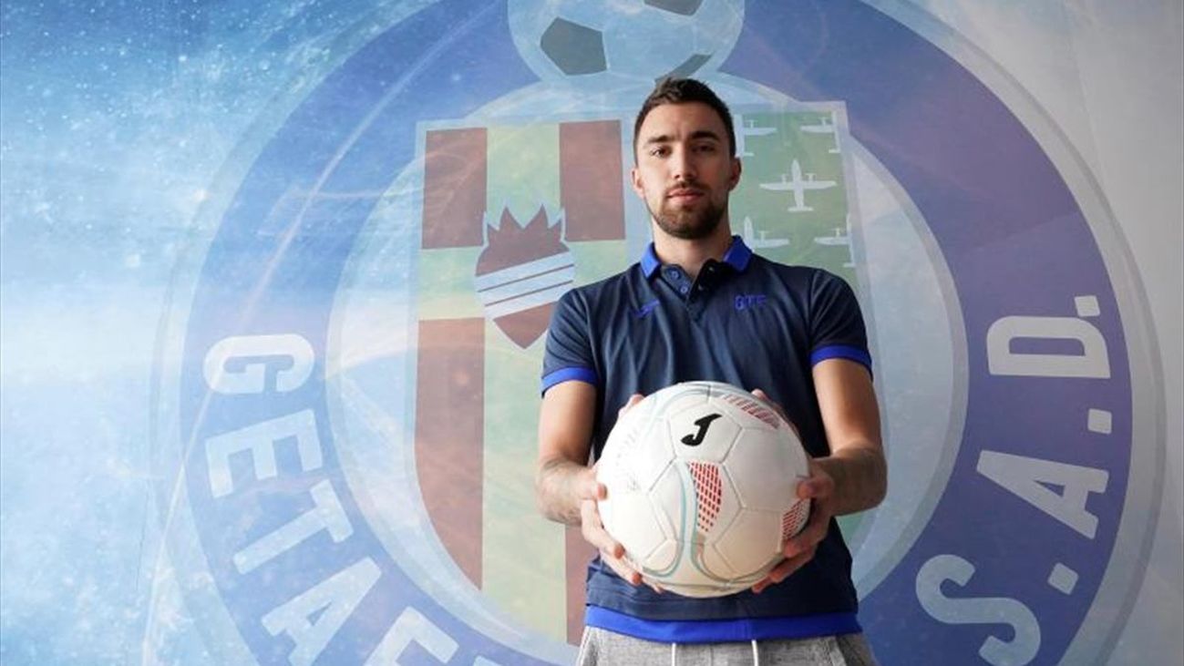 Poveda: "Espero divertirme y ser feliz en el Getafe"