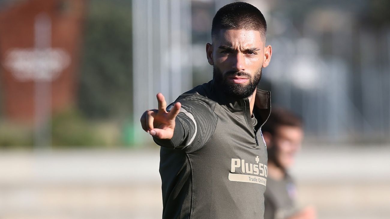 Carrasco firma por cuatro temporadas con el Atlético