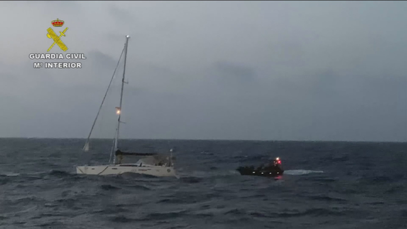 Incautan una tonelada de cocaína en un velero que seguía nueva ruta africana