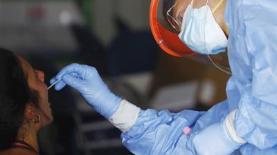 Sanidad suma más de 27.000 nuevos positivos desde el viernes