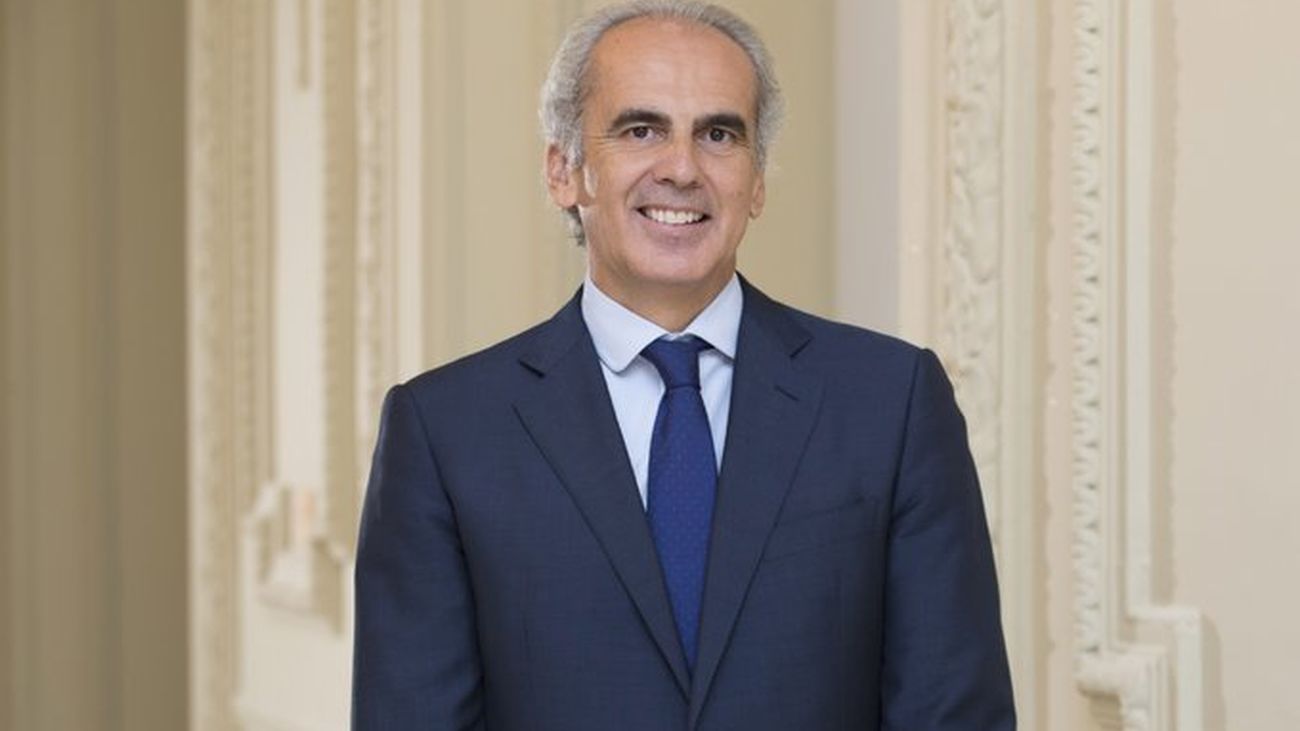 Enrique Ruiz Escudero: "Madrid necesitaría en orden al 25% de las vacunas que compre el Estado"