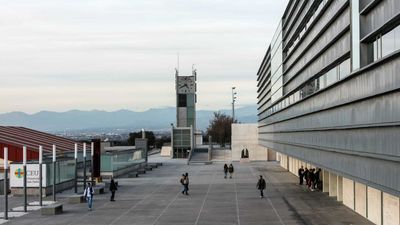 Inquietud entre los alumnos de un máster de la CEU San Pablo tras un positivo por coronavirus