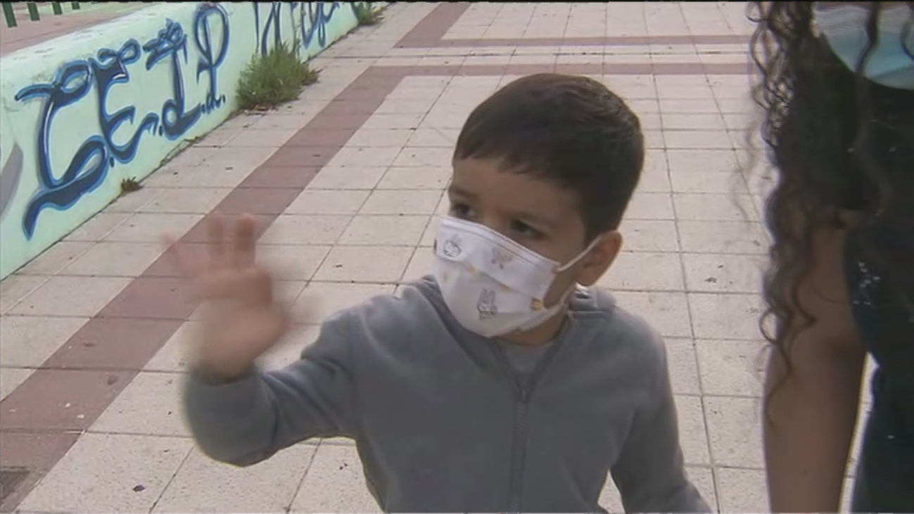 La vuelta al cole de Sebastián tras superar una leucemia