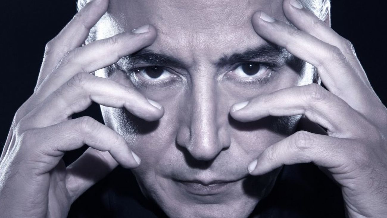 Anthony Blake “Vamos a aprender a tener telepatía y a mover objetos”