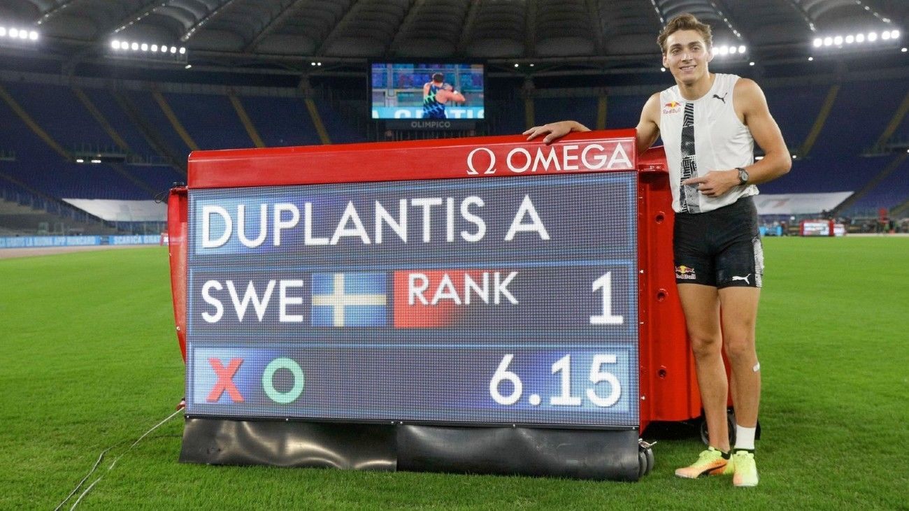 Duplantis bate el récord mundial de Bubka al aire libre con 6,15