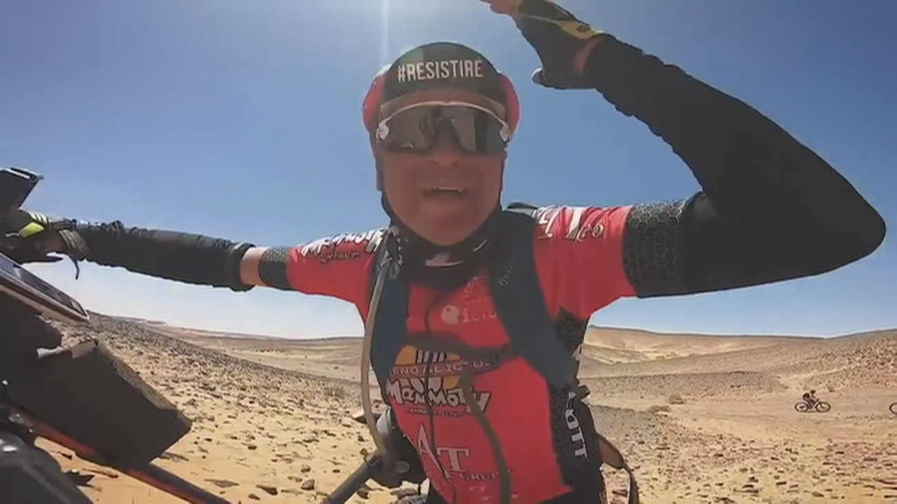 Tomás Martínez, 54 horas en una bici sin parar mientras lucha contra el cáncer