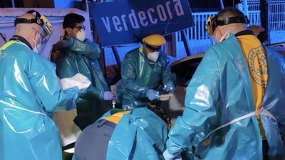 En estado grave un joven de 26 años tras chocar contra un muro en la A-6