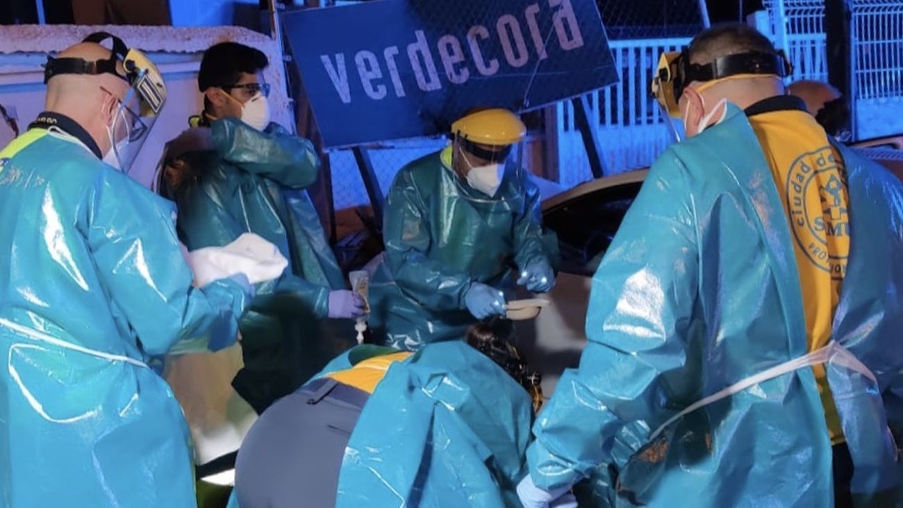 En estado grave un joven de 26 años tras chocar contra un muro en la A-6