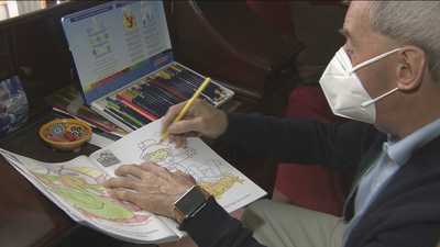 Antonio trata de colorear la vida mientras lucha contra el alzheimer