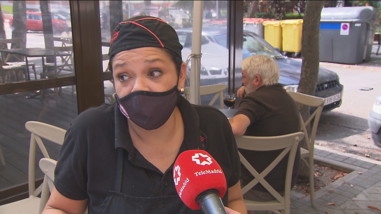 Camareros, profesión de alto riesgo, ante clientes que se niegan a llevar puesta la mascarilla