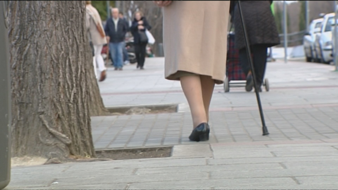 Secuestran y roban 600 euros a una anciana en Arganda del Rey