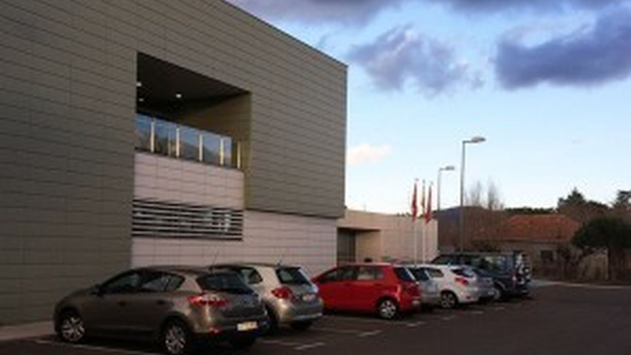 Cierra por las tardes el consultorio de Alpedrete