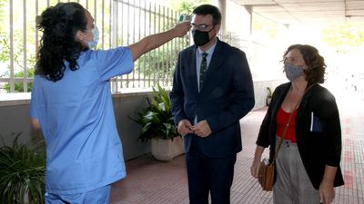 Alcobendas pide a vecinos que no viven en zonas restringidas que salgan "lo mínimo imprescindible"